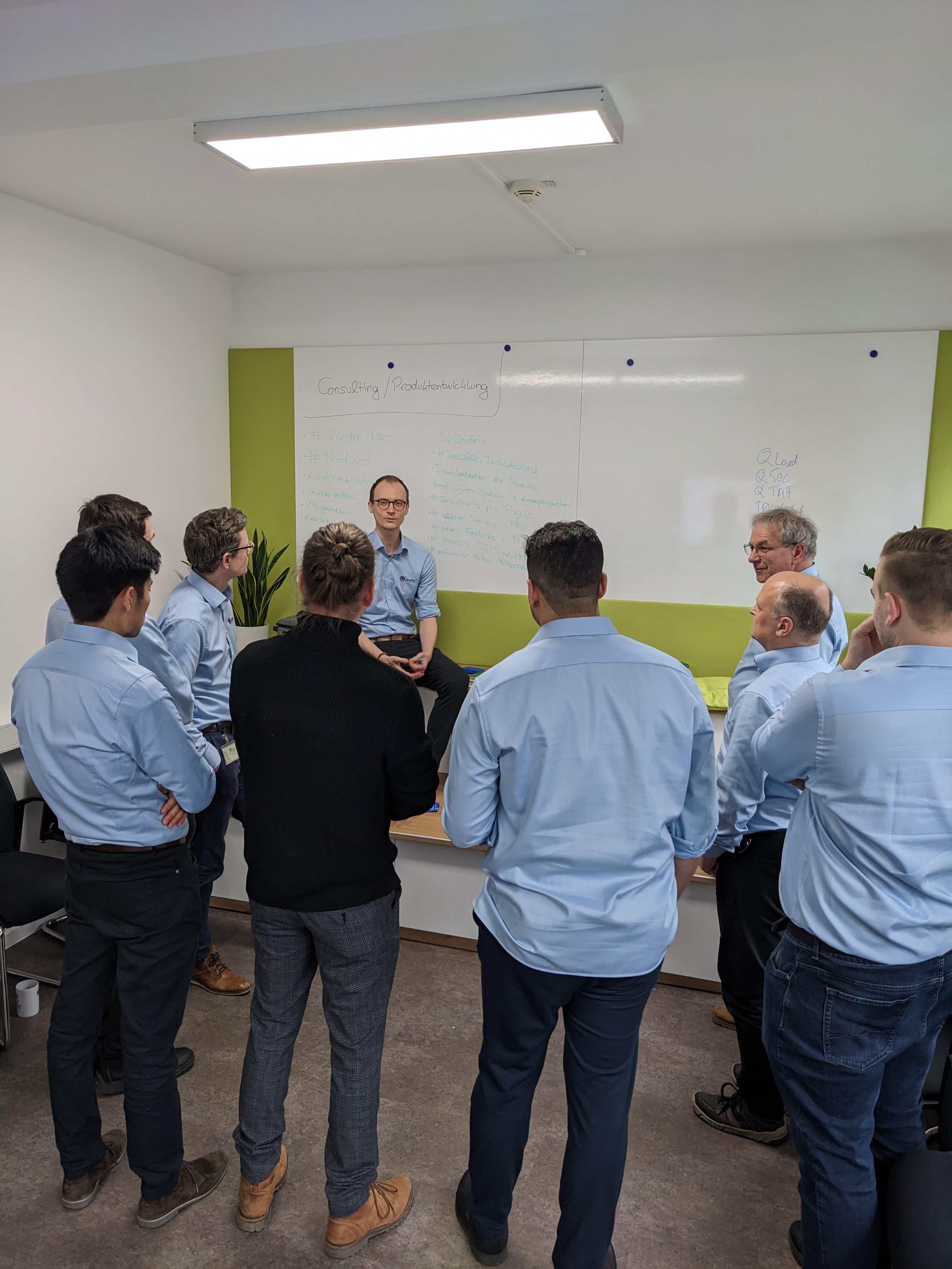 Qytera-Team am Strategietag