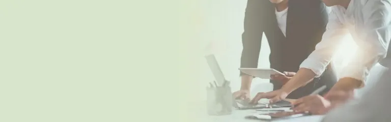 Qytera Software Testing Team bei der Arbeit an Testautomatisierung